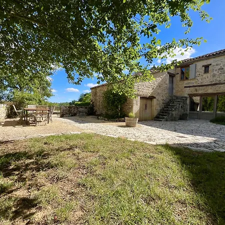 Du Clocher - Confort, Piscine Privee *