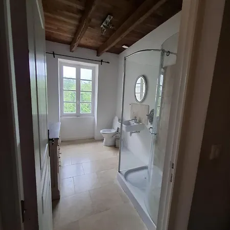 Du Clocher - Confort, Piscine Privee *